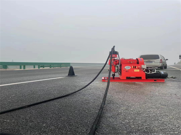 镇江马路路基路面开裂下沉注浆加固灌浆